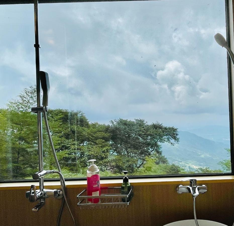 Shen Shan Lin Nai B&B จูซาน ภายนอก รูปภาพ