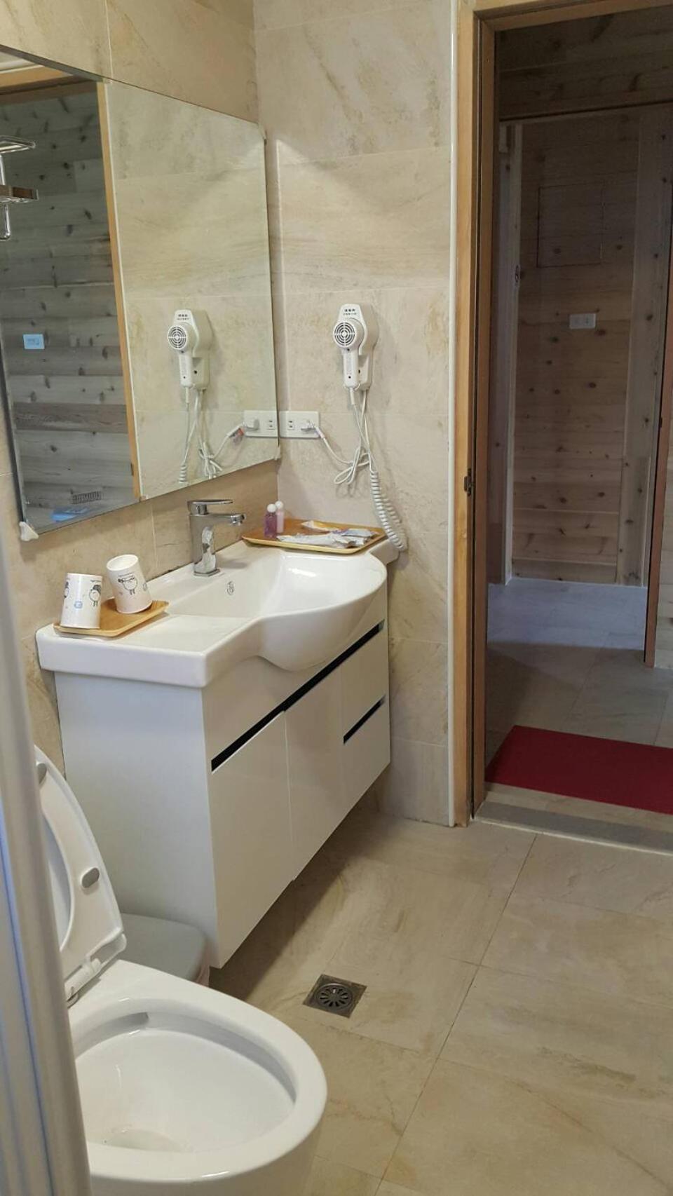 Shen Shan Lin Nai B&B จูซาน ภายนอก รูปภาพ