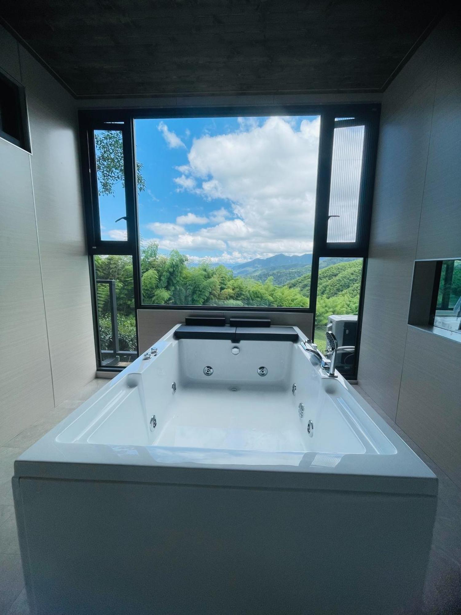 Shen Shan Lin Nai B&B จูซาน ภายนอก รูปภาพ