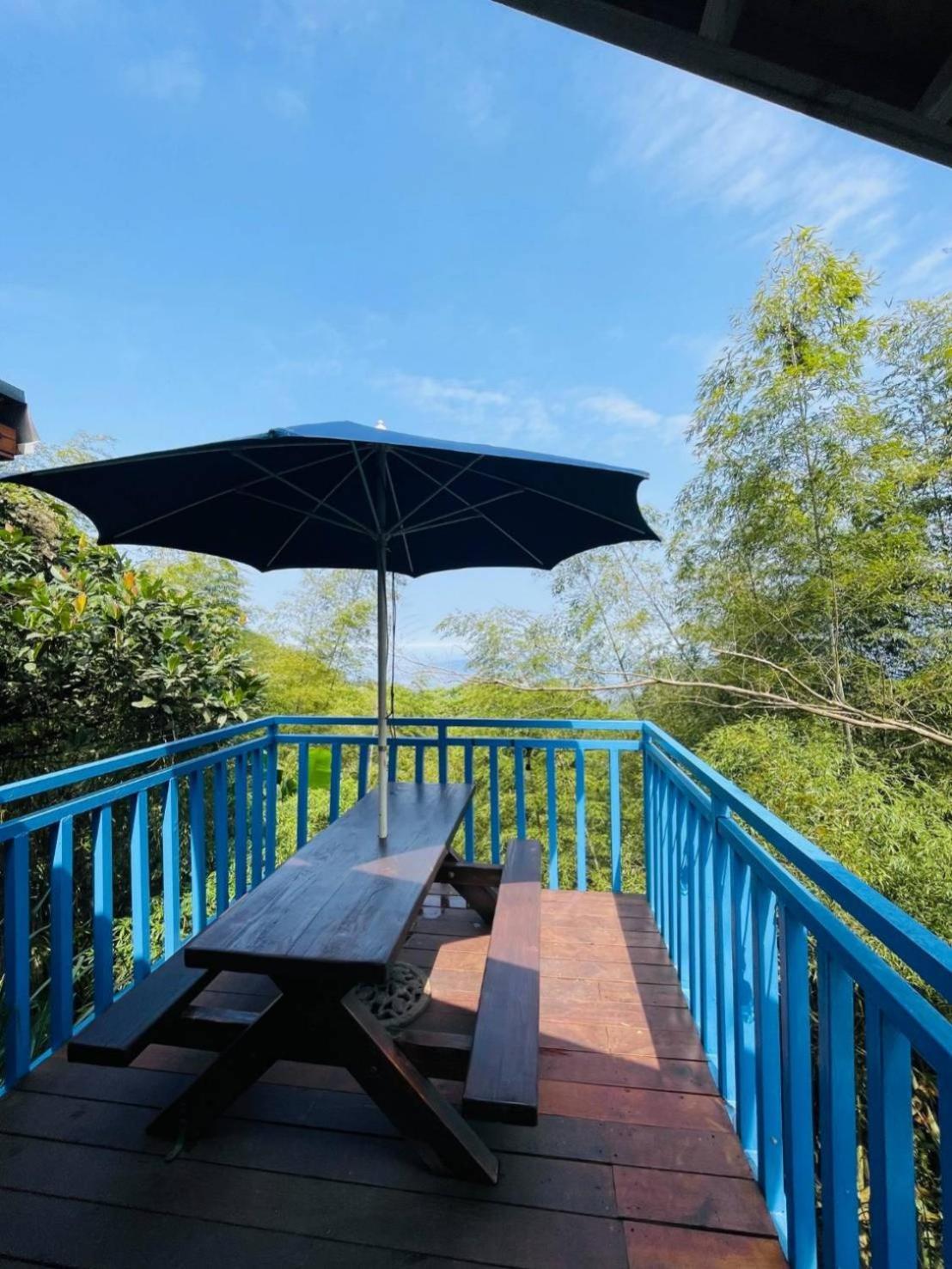 Shen Shan Lin Nai B&B จูซาน ภายนอก รูปภาพ